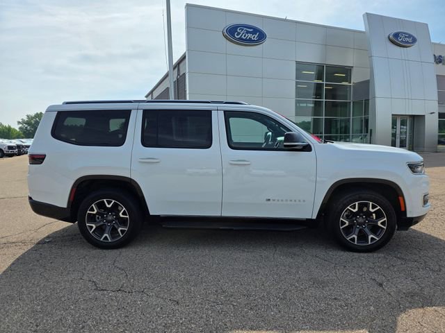 Used 2023 Jeep Wagoneer Series III w/ Preferred Equipment Group image 28