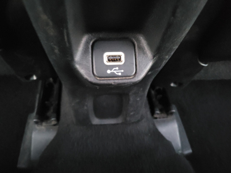 Used 2019 Jeep Renegade Latitude w/ Cold Weather Group AWD/4WD image 24
