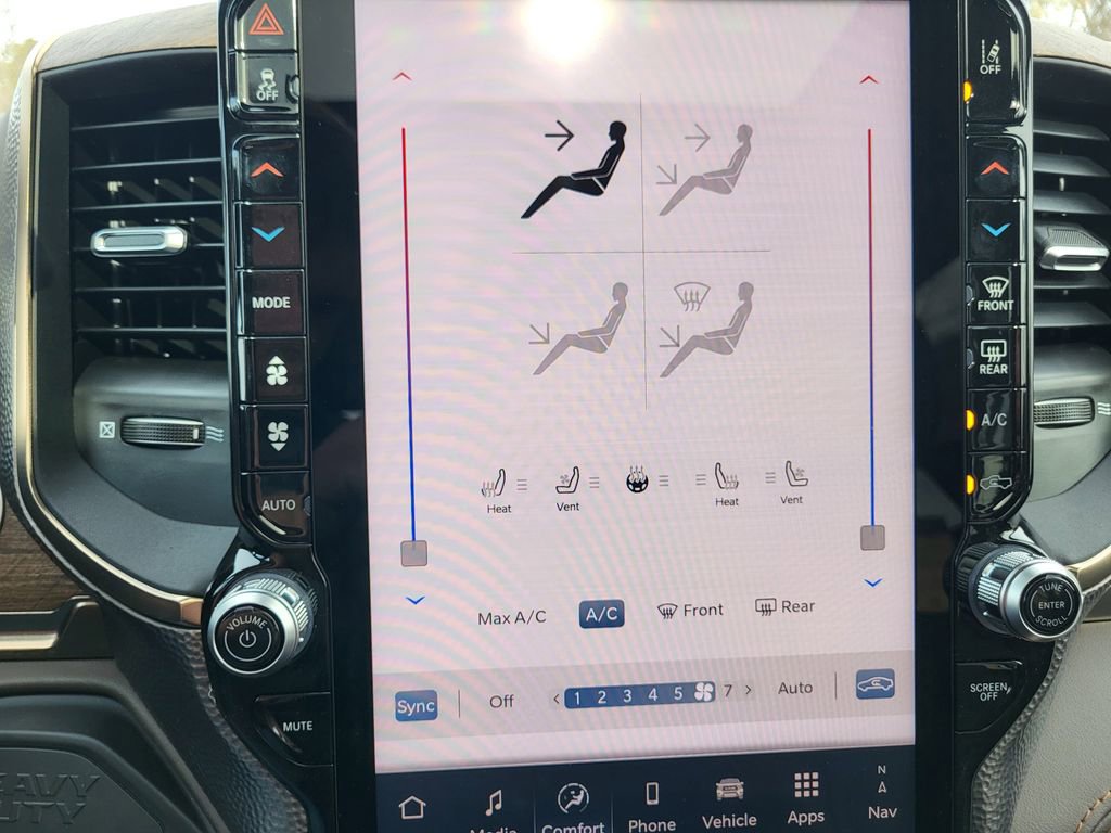 New 2026 RAM 2500 Limited image 16