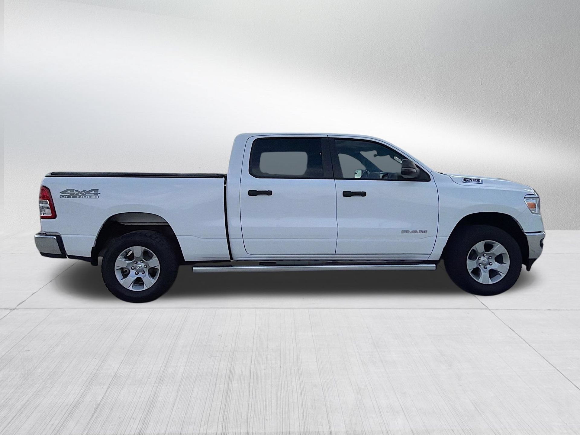 Used 2023 RAM 1500 Big Horn AWD/4WD image 5