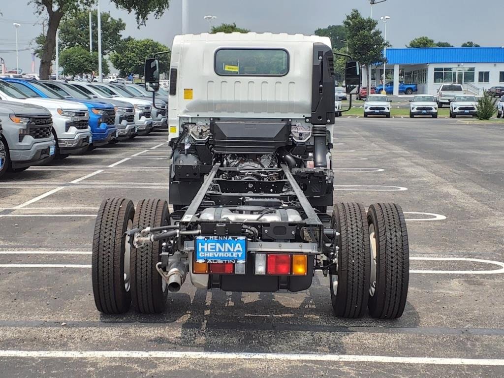 New 2025 Chevrolet Low Cab Forward 5500XG image 5