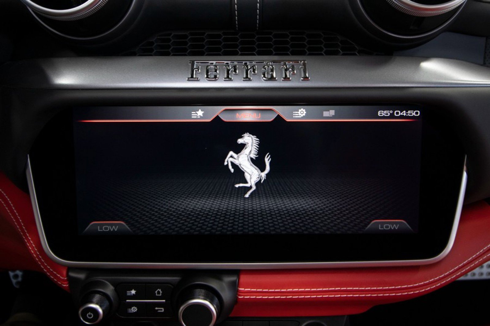 Used 2019 Ferrari Portofino image 30