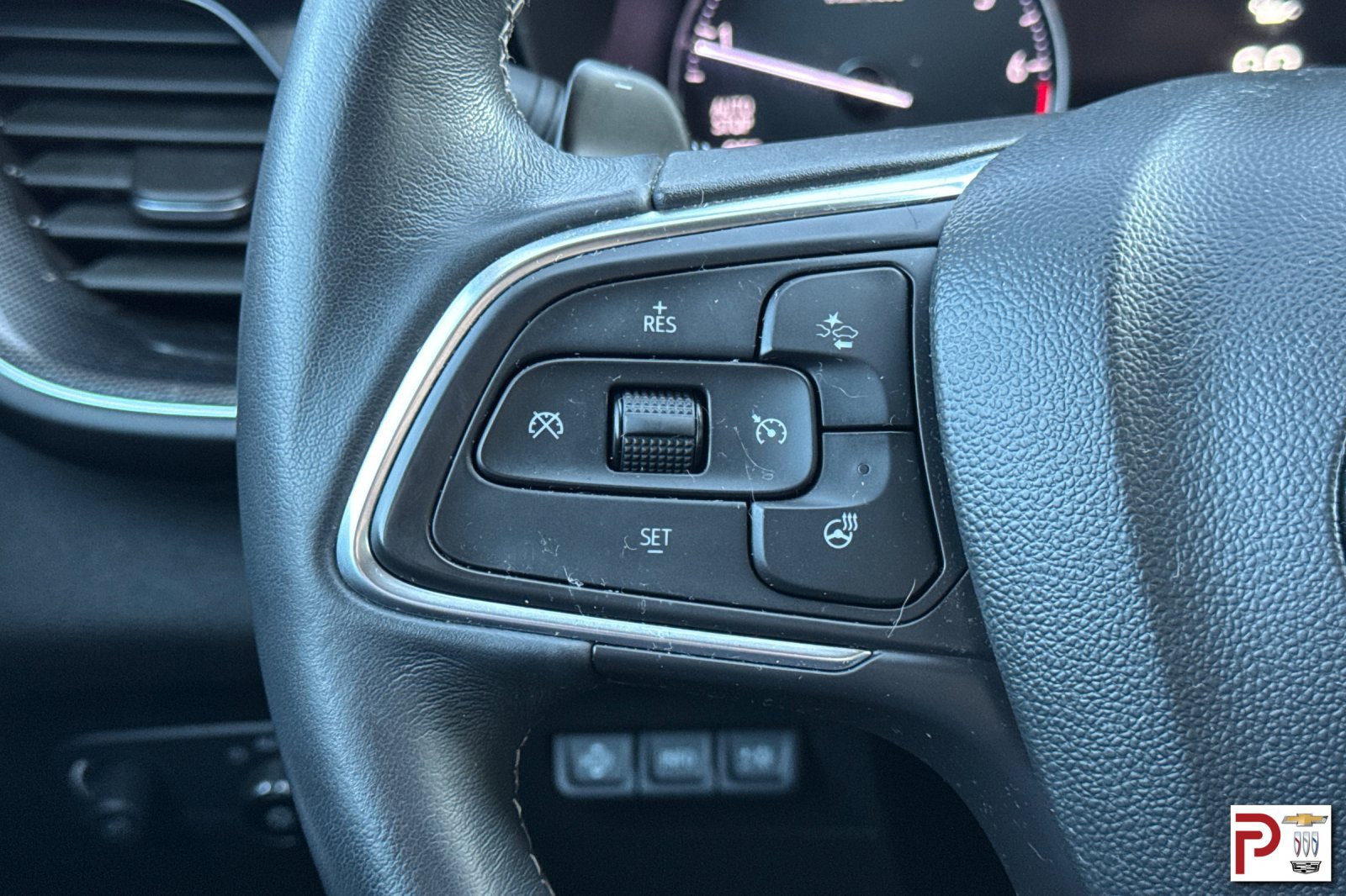 Certified 2021 Buick Envision Essence w/ Technology Package I AWD/4WD image 29