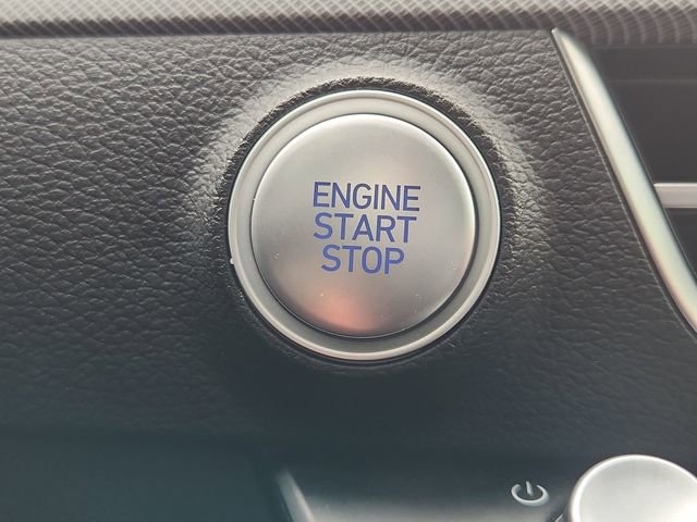 Used 2024 Hyundai Sonata SEL w/ Convenience Package FWD image 17