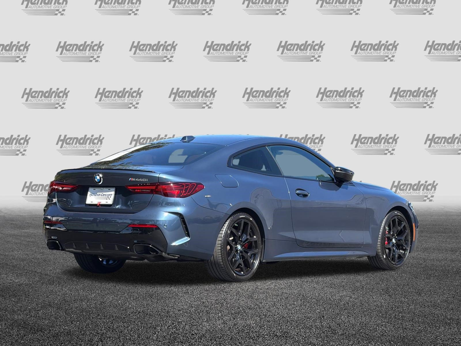 Used 2026 BMW M440i Coupe w/ Premium Package RWD image 5