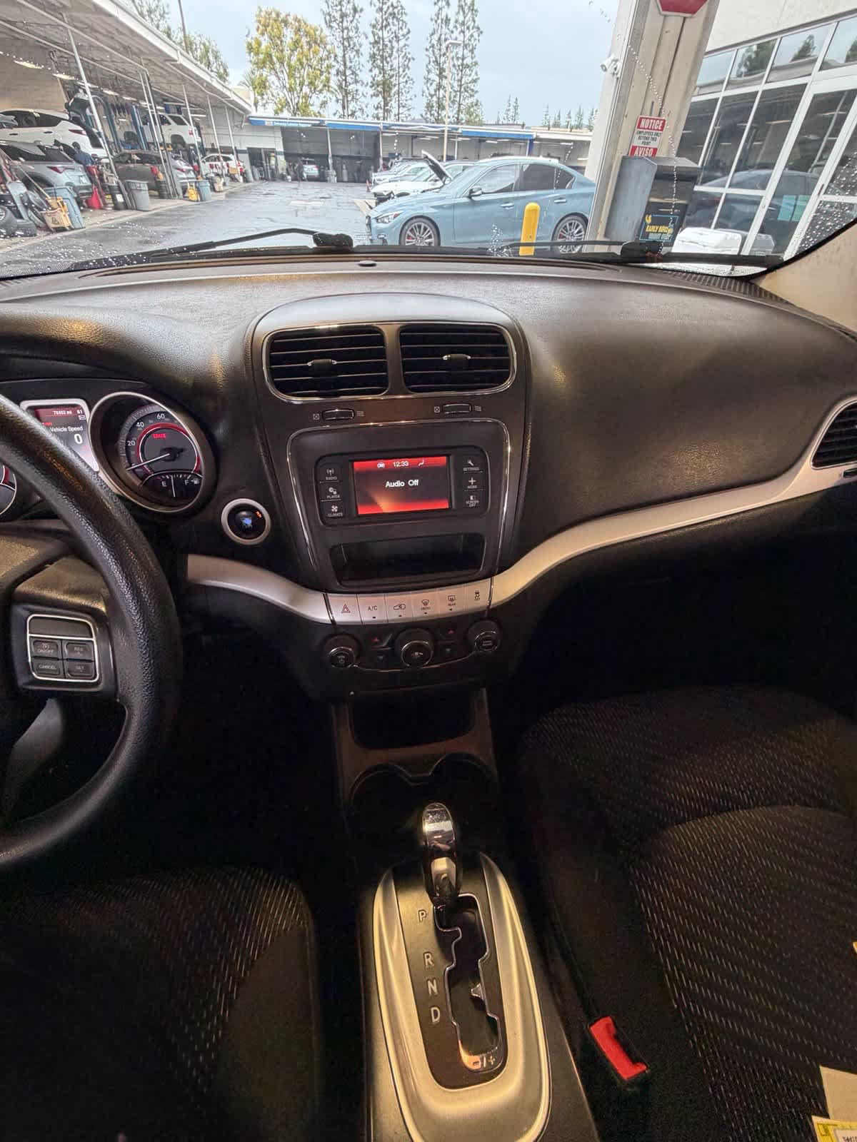 Used 2014 Dodge Journey SE w/ Flexible Seating Group FWD image 18