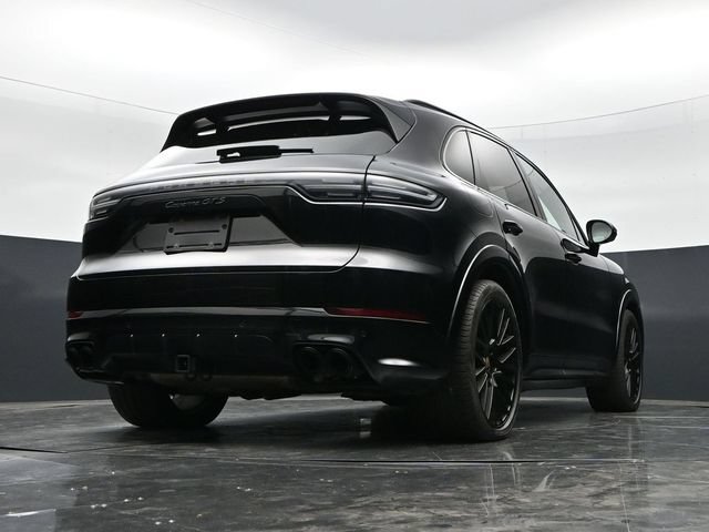 Used 2023 Porsche Cayenne GTS AWD/4WD image 34