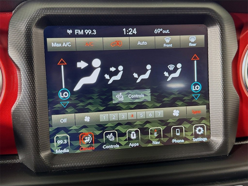 Used 2022 Jeep Wrangler Unlimited Rubicon w/ LED Lighting Group image 44