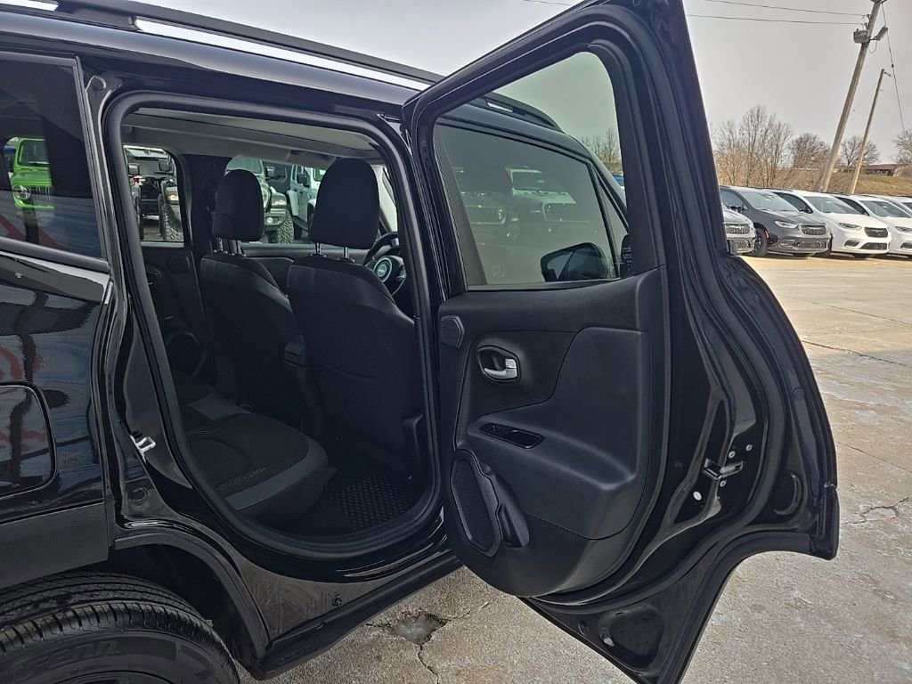 Used 2023 Jeep Renegade Altitude w/ Sun/Sound Group image 75