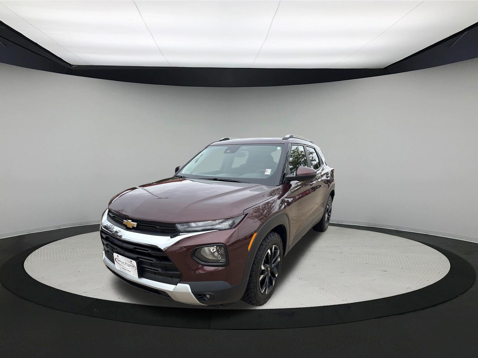 Used 2022 Chevrolet TrailBlazer LT FWD image 3