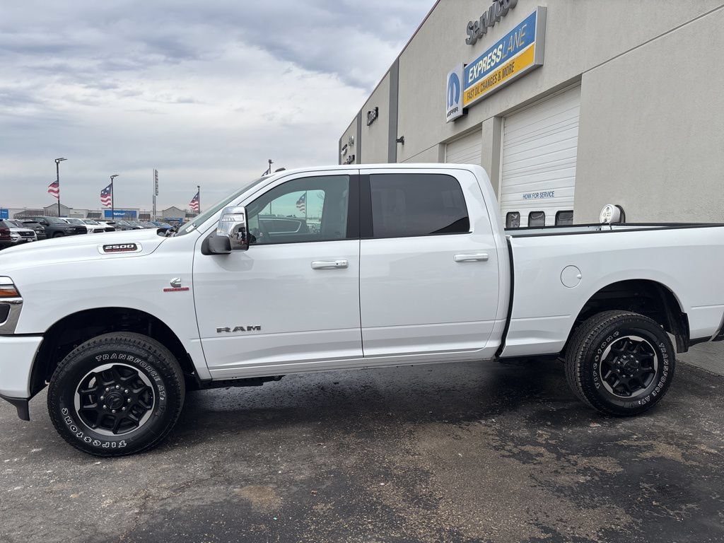 Used 2026 RAM 2500 Laramie AWD/4WD image 6