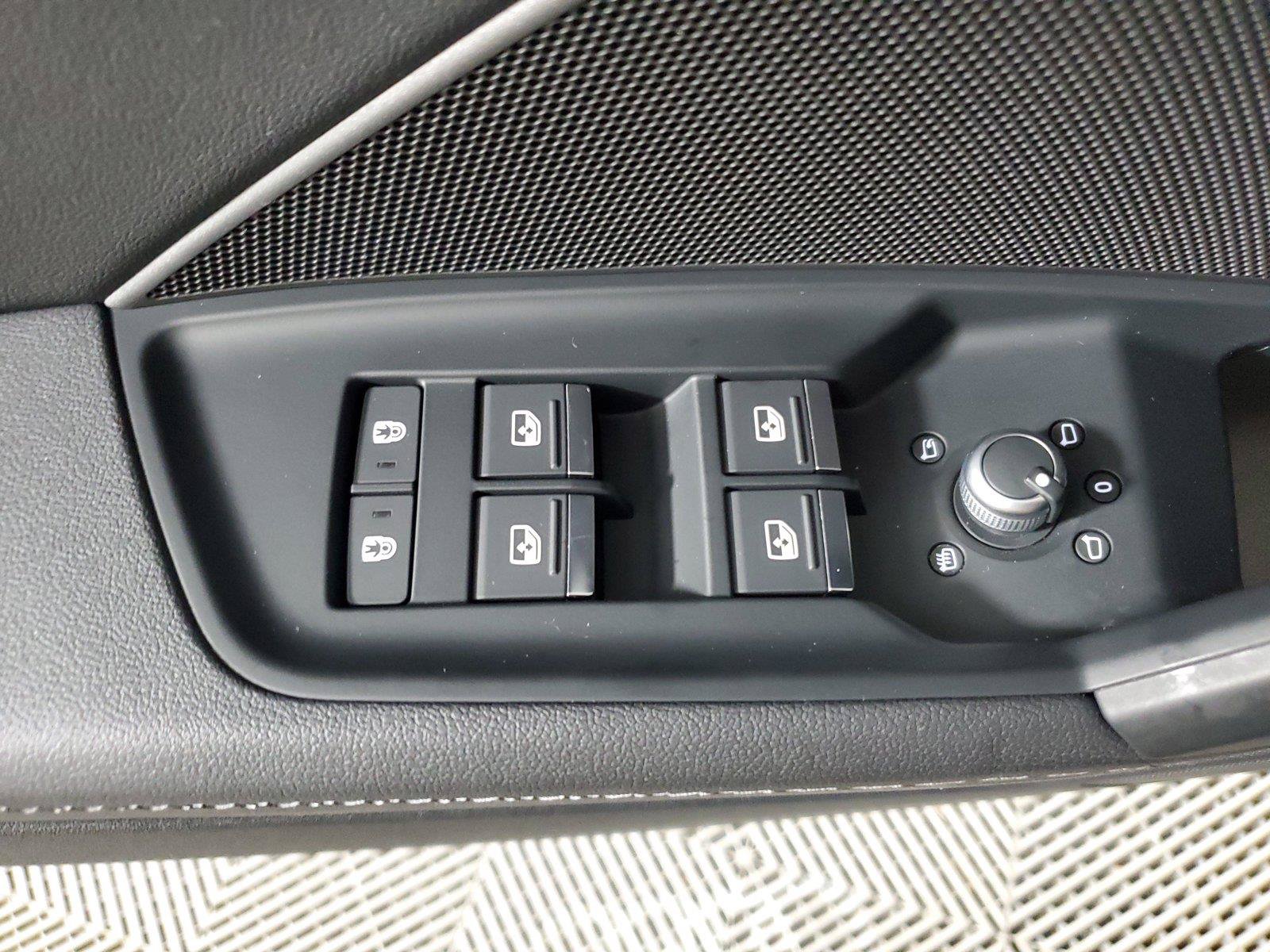 Used 2023 Audi A3 2.0T Premium Plus w/ Premium Plus Package FWD image 18