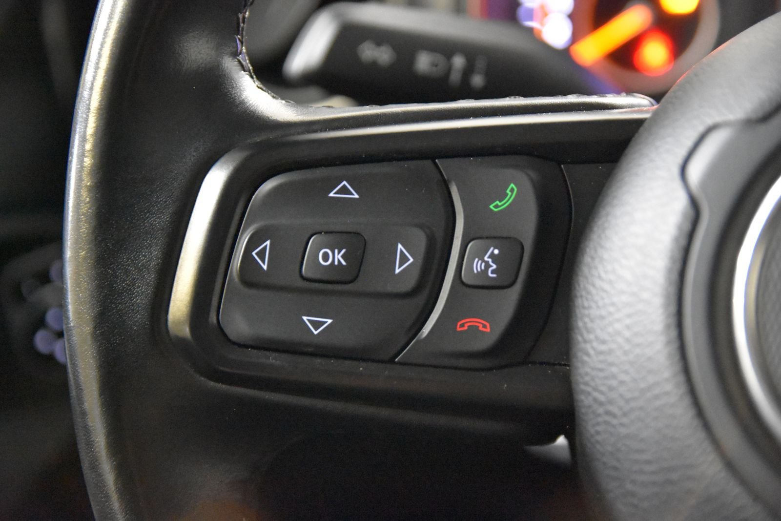 Used 2022 Jeep Gladiator Sport AWD/4WD image 14