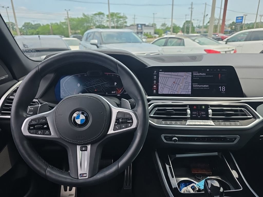 Used 2020 BMW X5 xDrive40i w/ M Sport Package AWD/4WD image 11