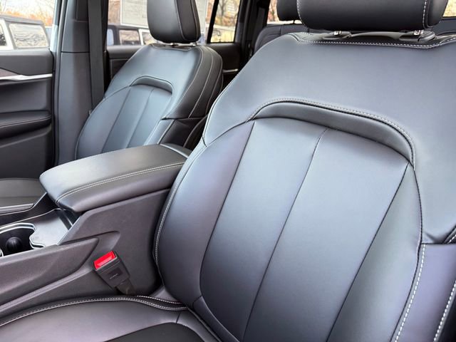 New 2025 Jeep Grand Cherokee Limited image 25