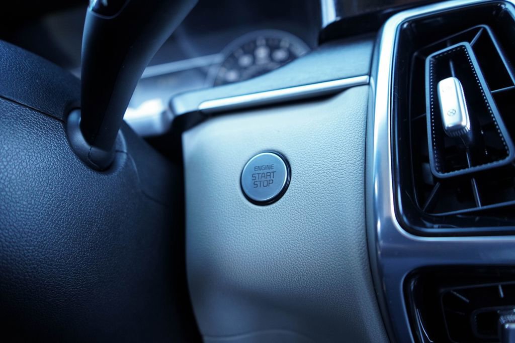 Used 2022 Kia Sorento SX image 23