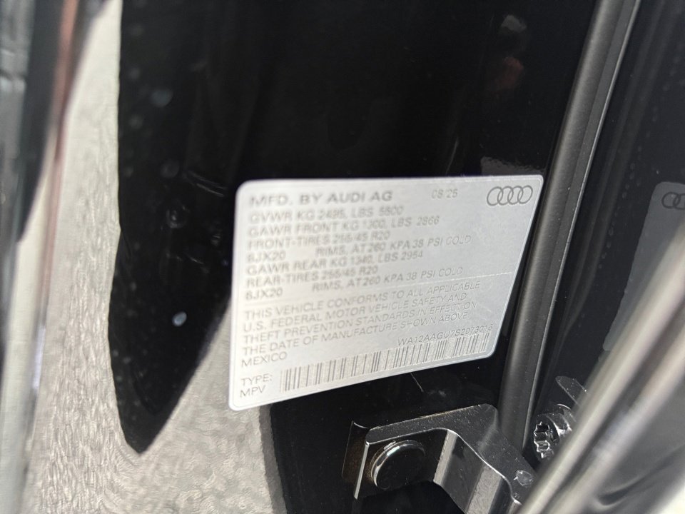 New 2025 Audi Q5 Premium Plus image 34