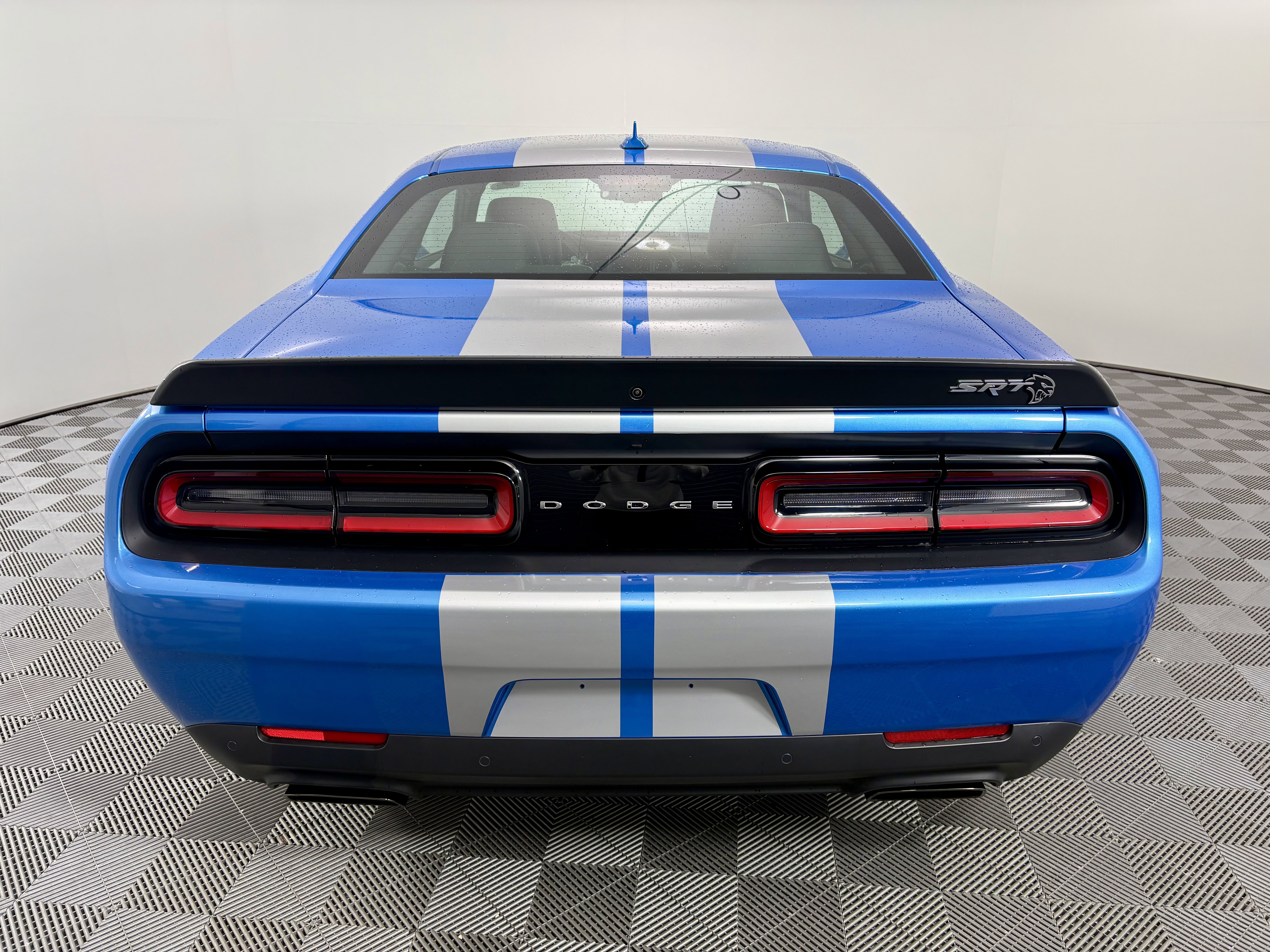 Used 2023 Dodge Challenger SRT Hellcat image 4