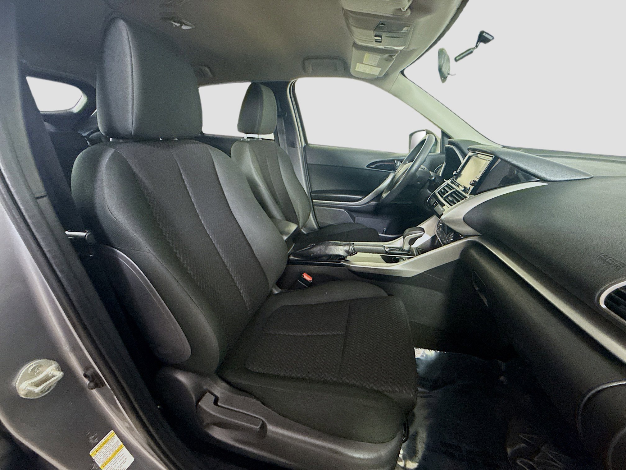 Used 2020 Mitsubishi Eclipse Cross ES image 28