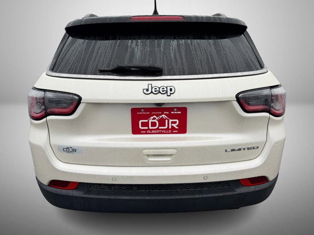 Used 2018 Jeep Compass Limited w/ Navigation Group image 7