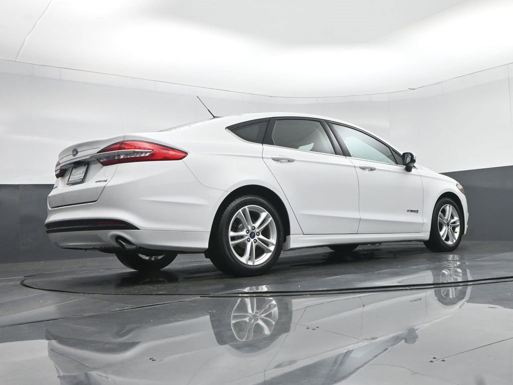 Used 2018 Ford Fusion S image 49
