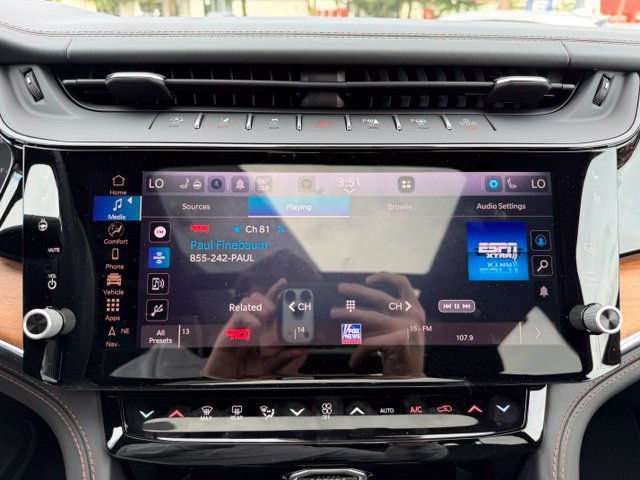 New 2027 Jeep Grand Cherokee Summit w/ Adv Protech Group IV AWD/4WD image 44