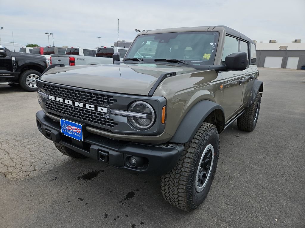 New 2026 Ford Bronco Badlands w/ Sasquatch Package AWD/4WD image 4
