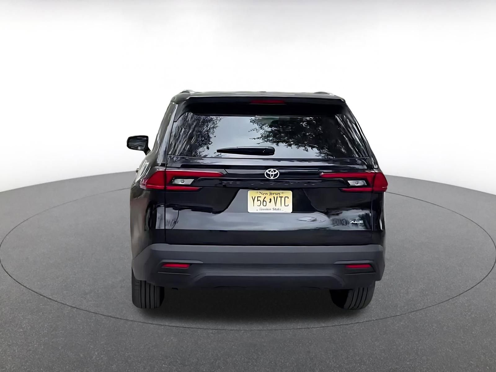 Used 2025 Toyota Grand Highlander FWD image 12