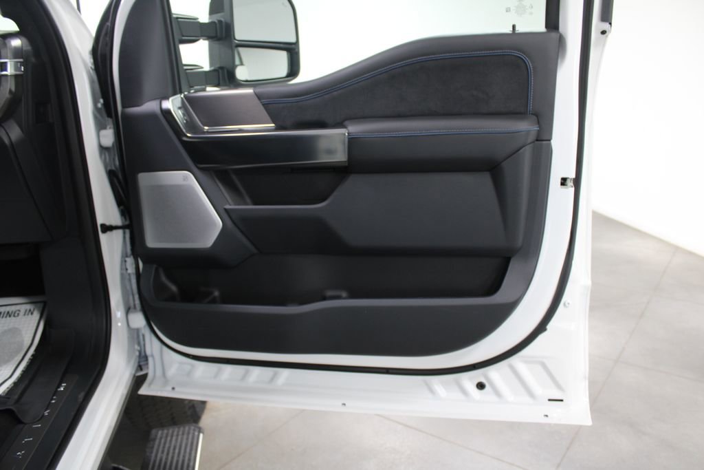 New 2026 Ford F250 Platinum image 33
