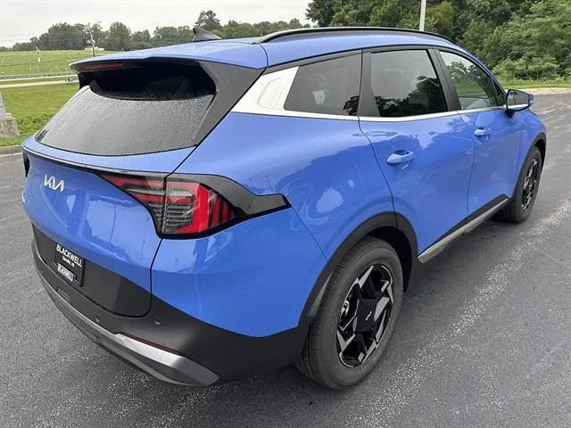 New 2026 Kia Sportage EX FWD image 6