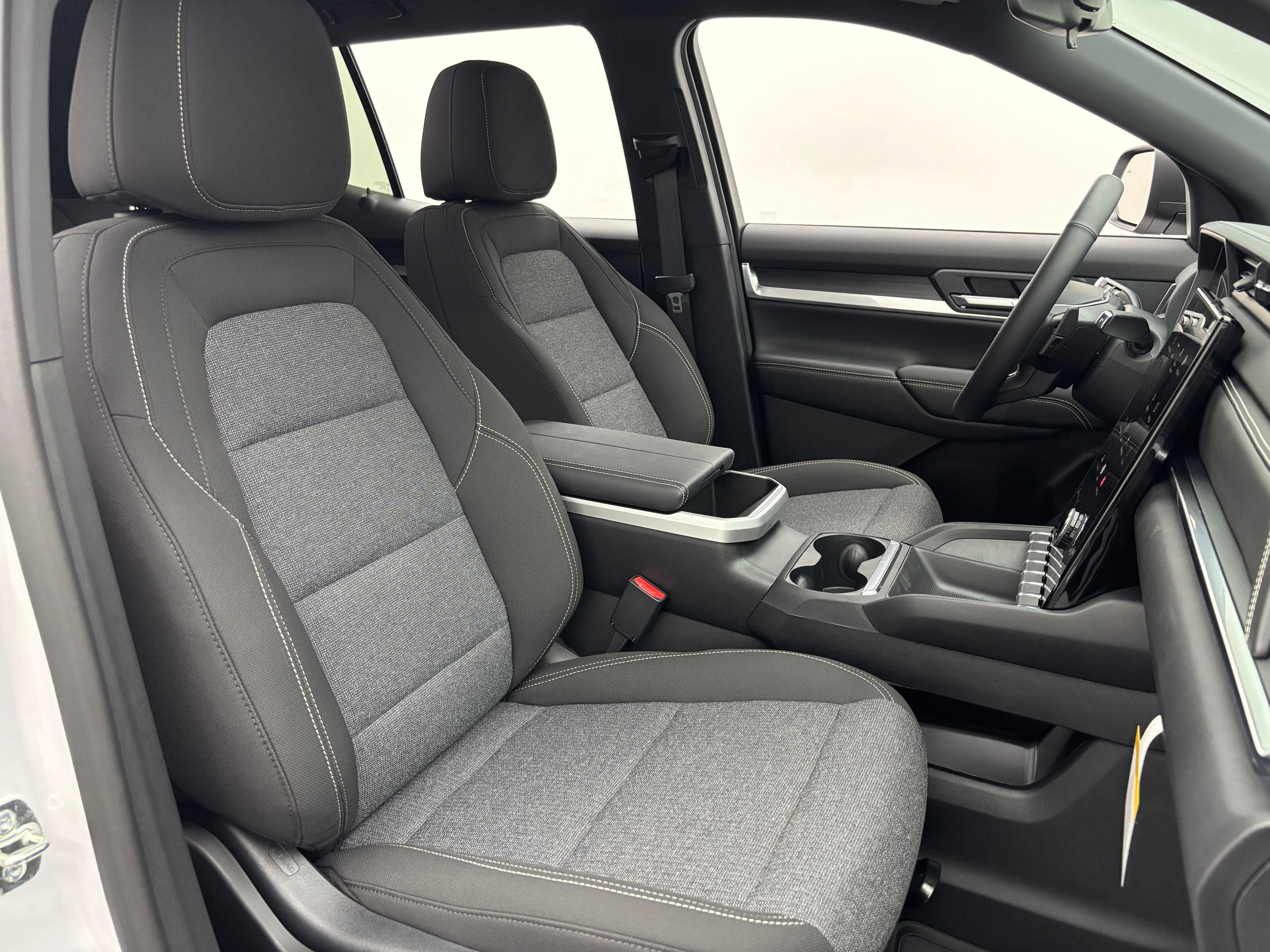 New 2027 GMC Terrain Elevation FWD image 30