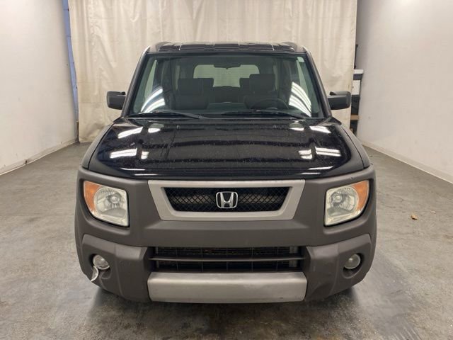 Used 2004 Honda Element EX image 2