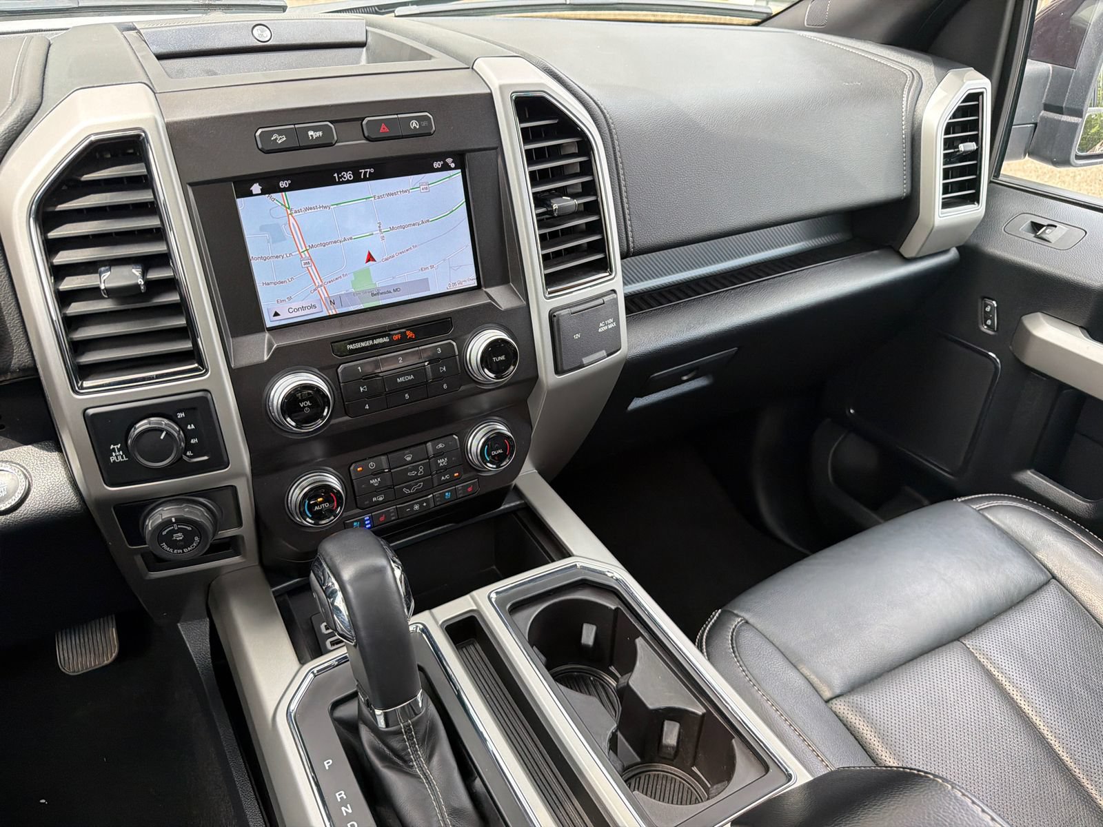 Used 2019 Ford F150 Lariat w/ Equipment Group 502A Luxury AWD/4WD image 24