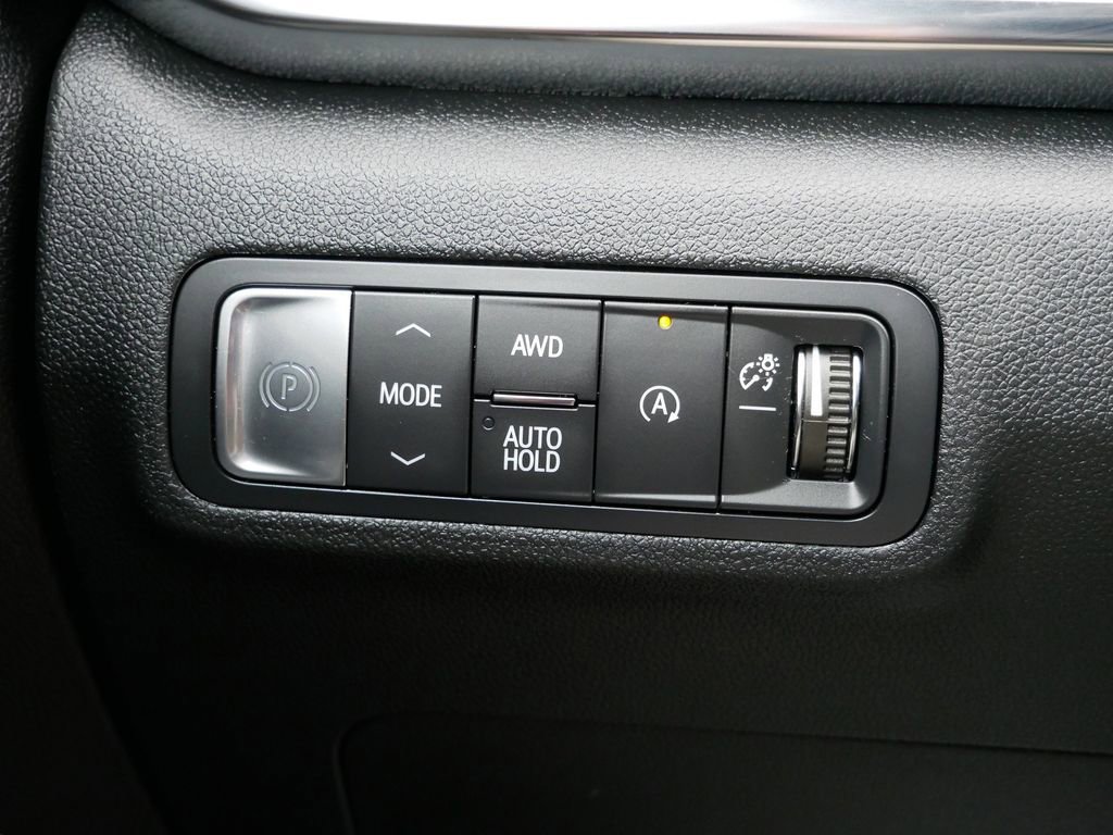 Used 2025 GMC Terrain Elevation image 21