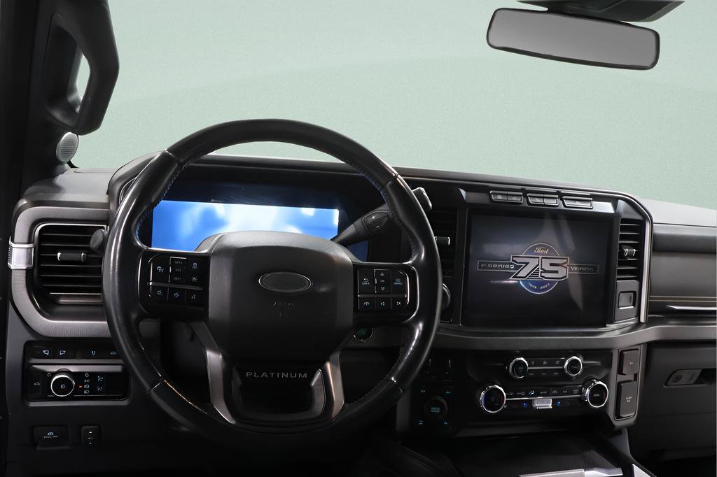 Used 2023 Ford F250 Platinum AWD/4WD image 9