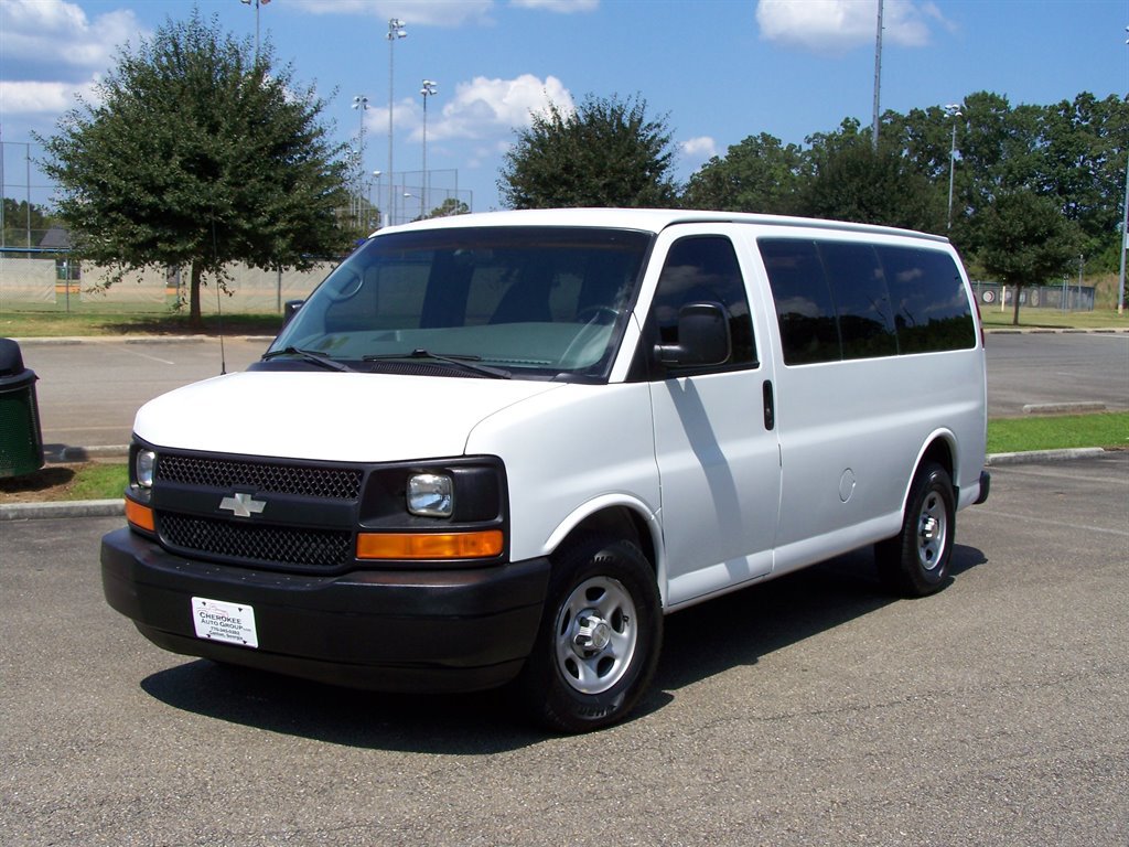 Used 2004 Chevrolet Express 1500 Passenger