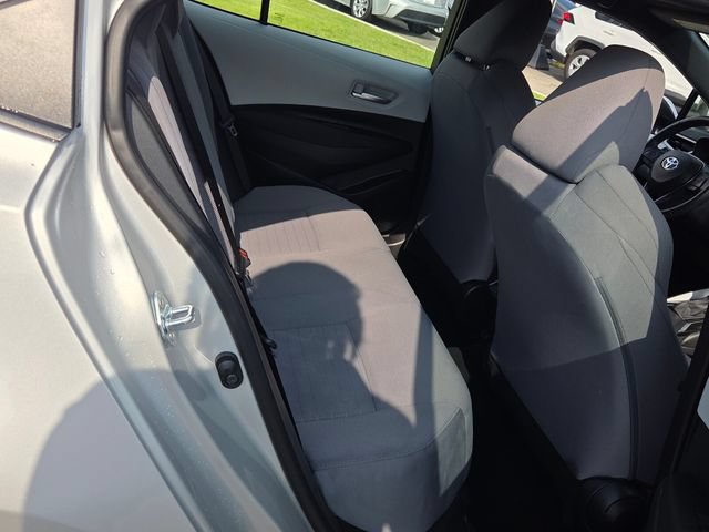 Used 2026 Toyota Corolla SE FWD image 15