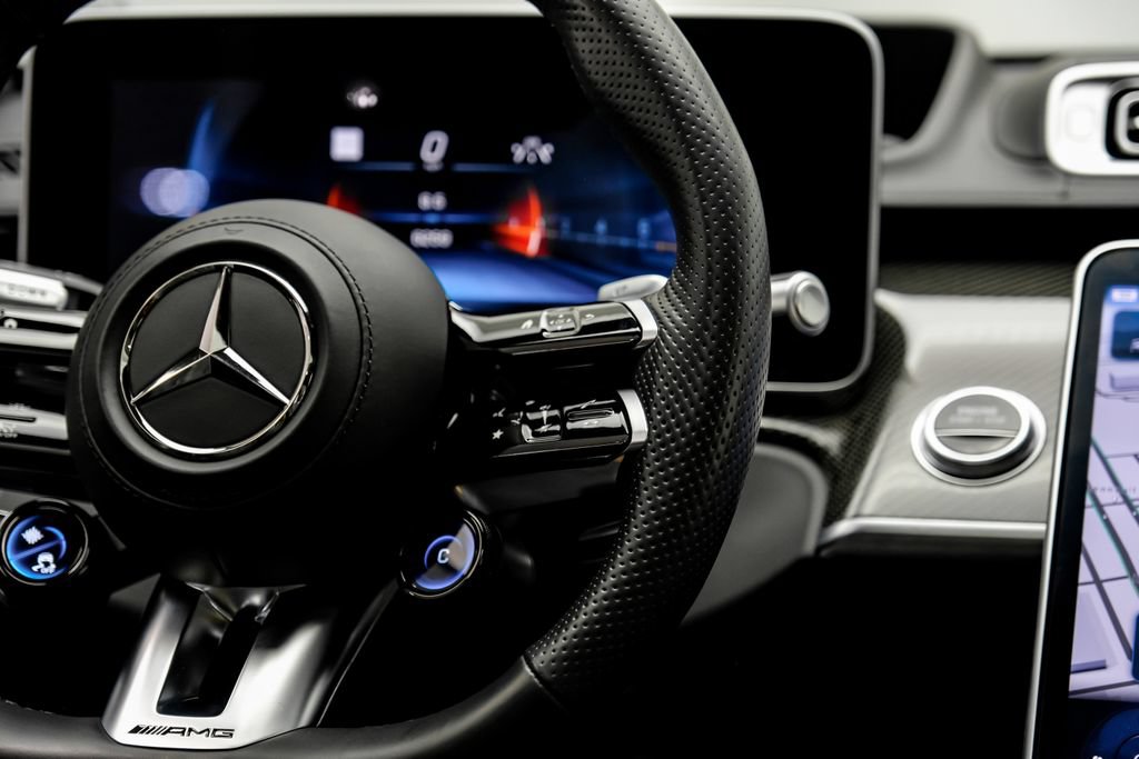 Used 2024 Mercedes-Benz S 63 AMG S w/ Carbon Fiber Exterior Package image 21
