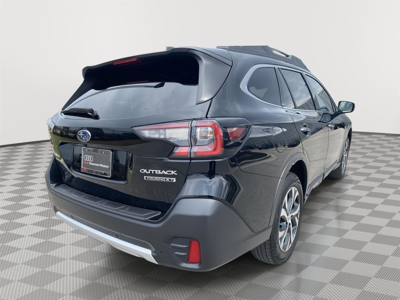 Used 2022 Subaru Outback Touring XT image 5