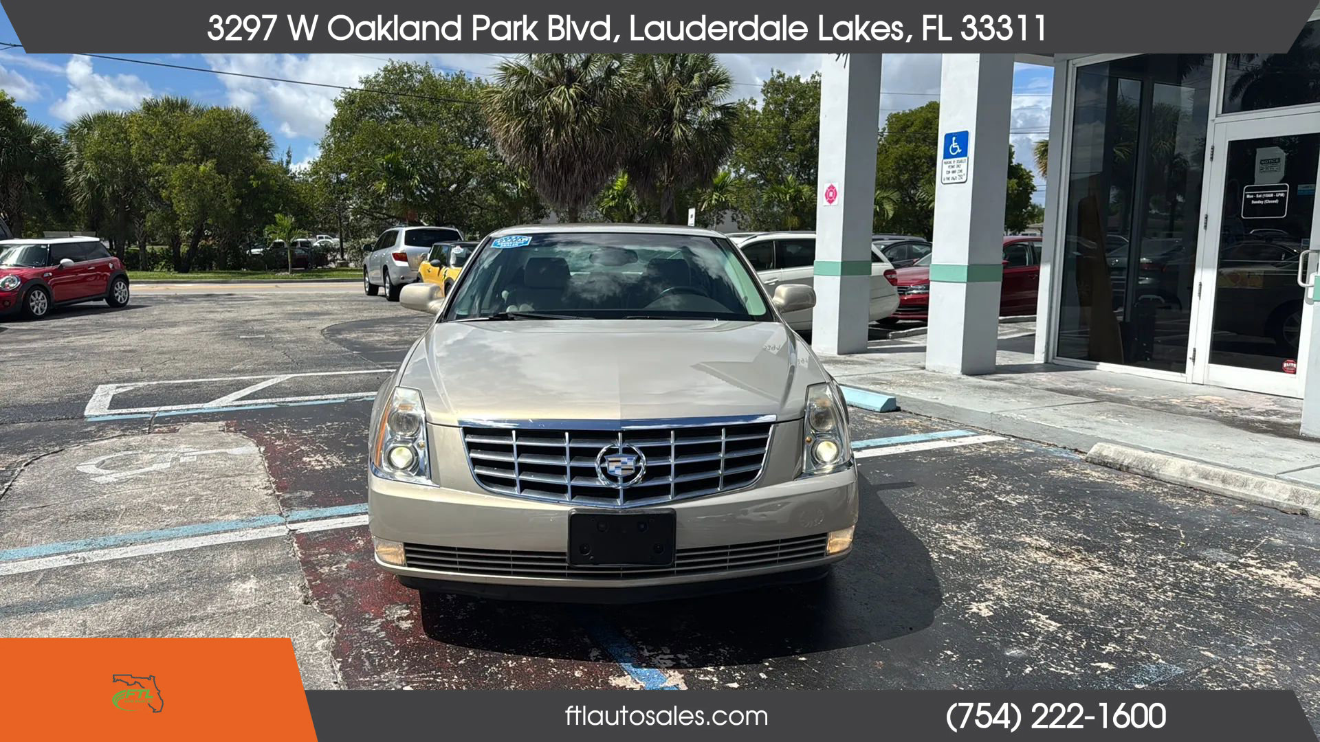 Used 2007 Cadillac DTS w/ Trunk Convenience Package image 5