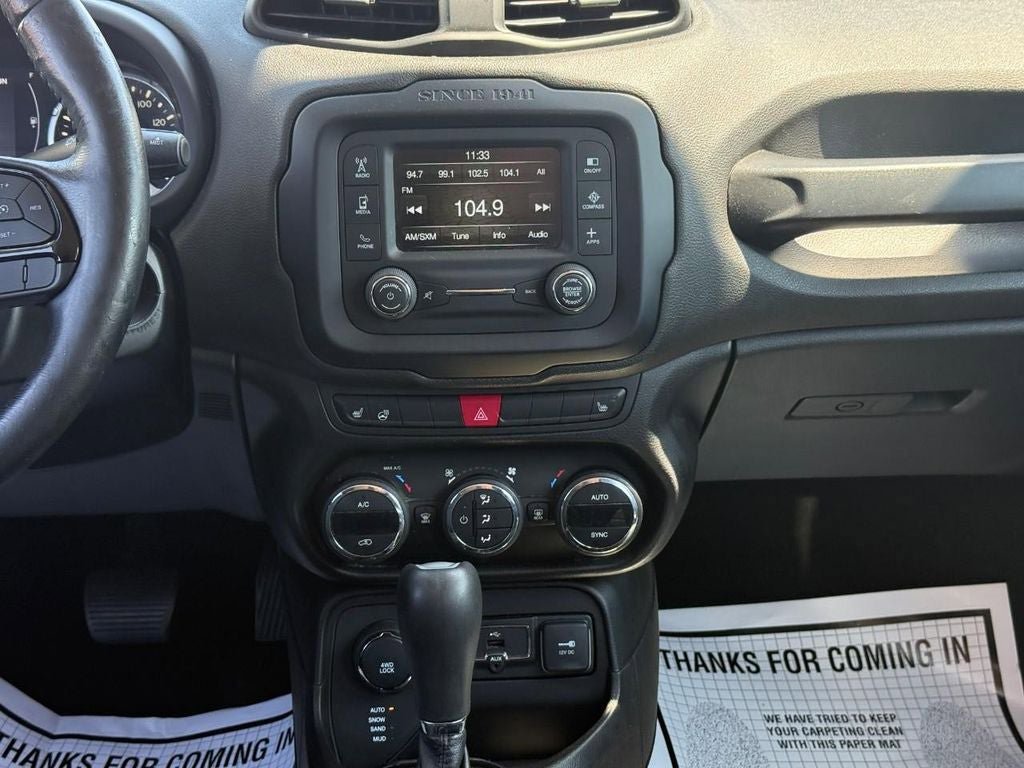 Used 2017 Jeep Renegade Altitude AWD/4WD image 14