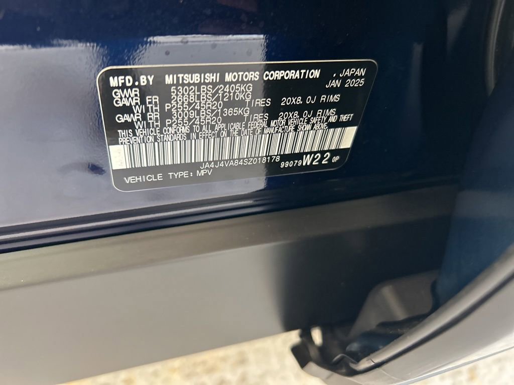 New 2025 Mitsubishi Outlander SE image 37
