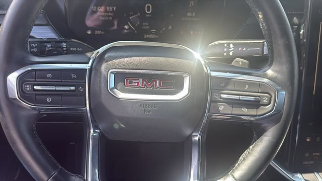 Used 2025 GMC Acadia Elevation FWD image 16