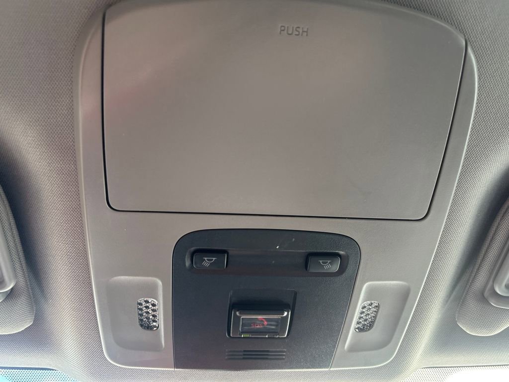 Used 2022 Toyota Camry LE image 18