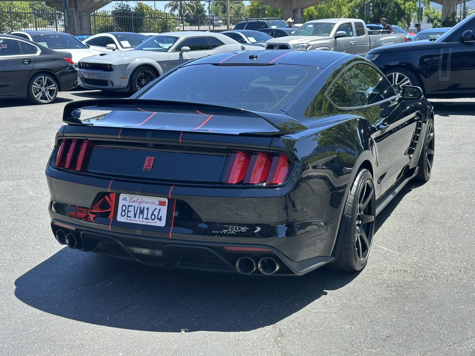 Used 2018 Ford Mustang Shelby GT350 RWD image 9