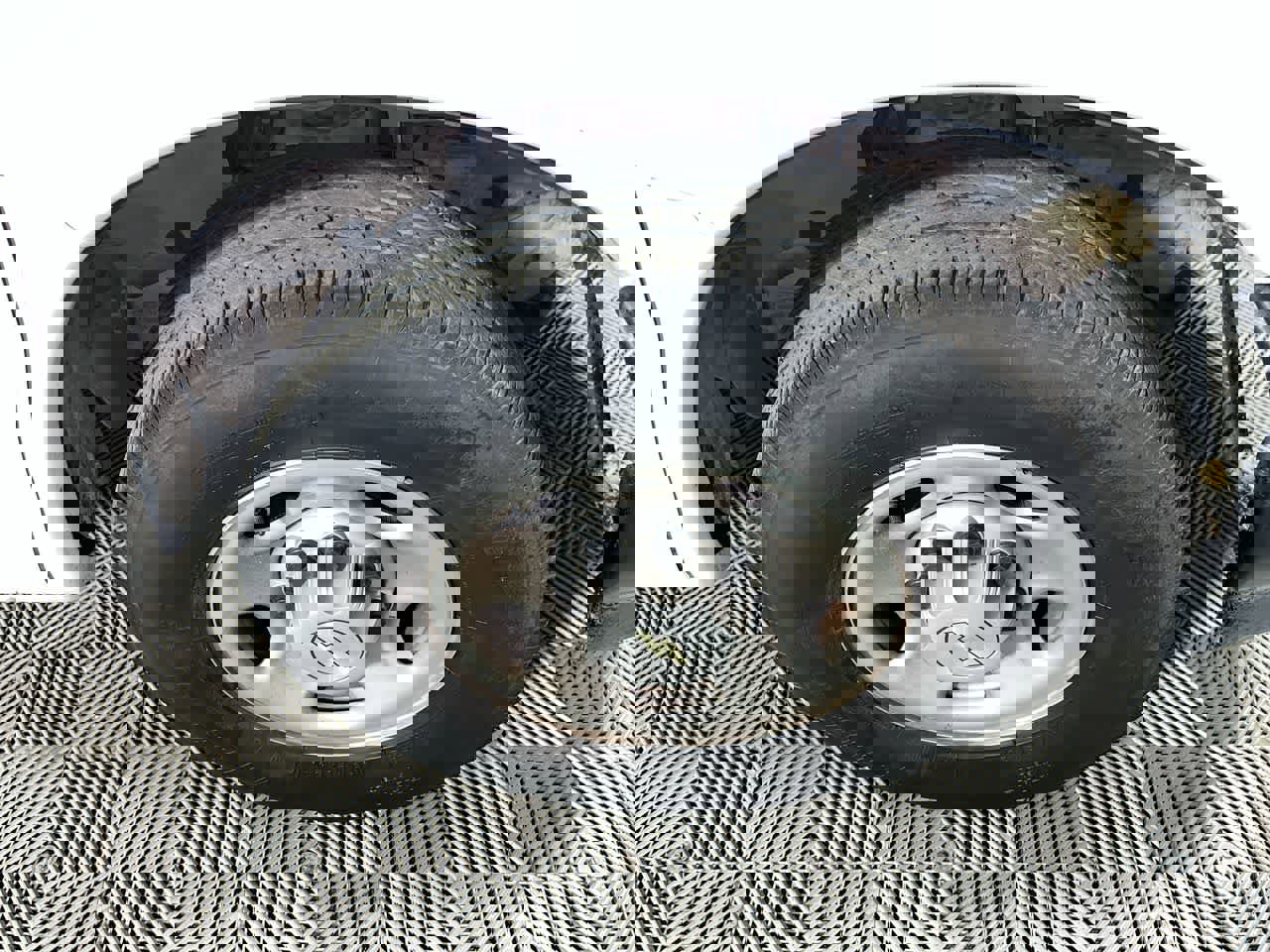 Used 2020 Chevrolet Express 2500 image 10