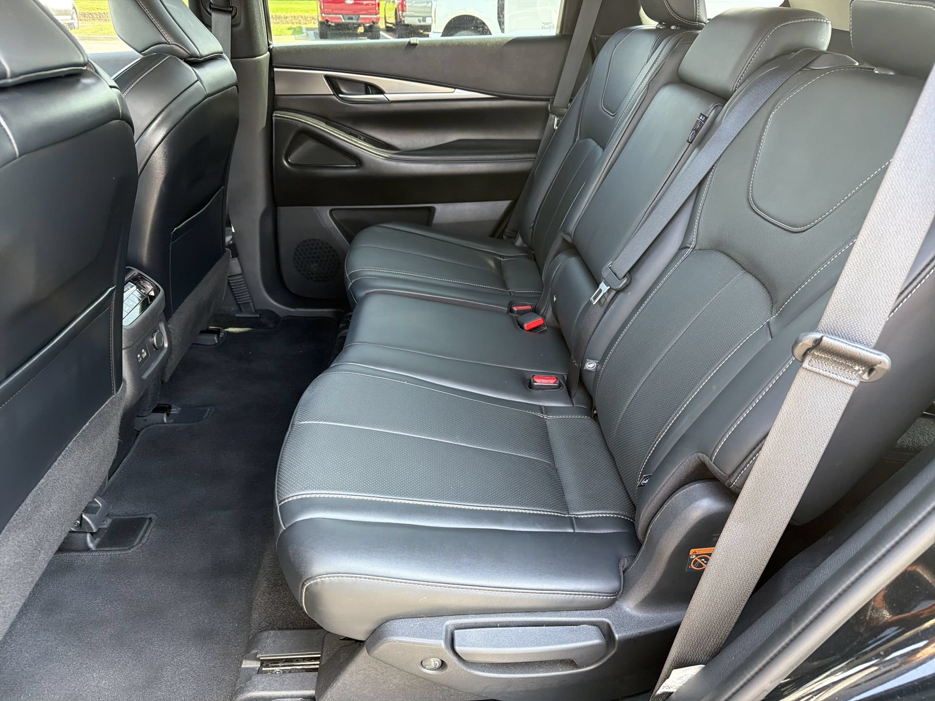Used 2023 INFINITI QX60 Luxe w/ Cargo Package AWD/4WD image 25