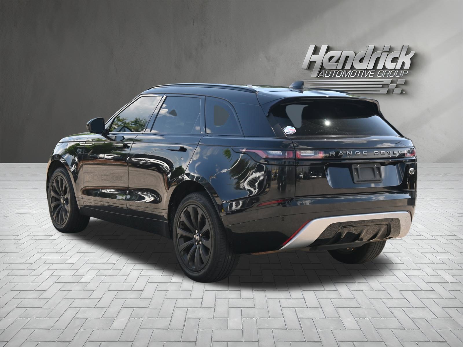 Used 2020 Land Rover Range Rover Velar R-Dynamic S AWD/4WD image 7