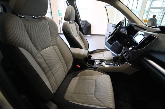 Used 2020 Subaru Forester Premium image 21