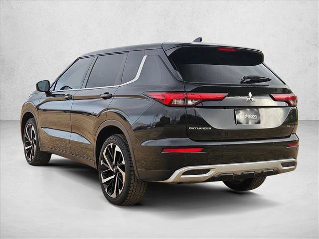Used 2023 Mitsubishi Outlander SE FWD image 8